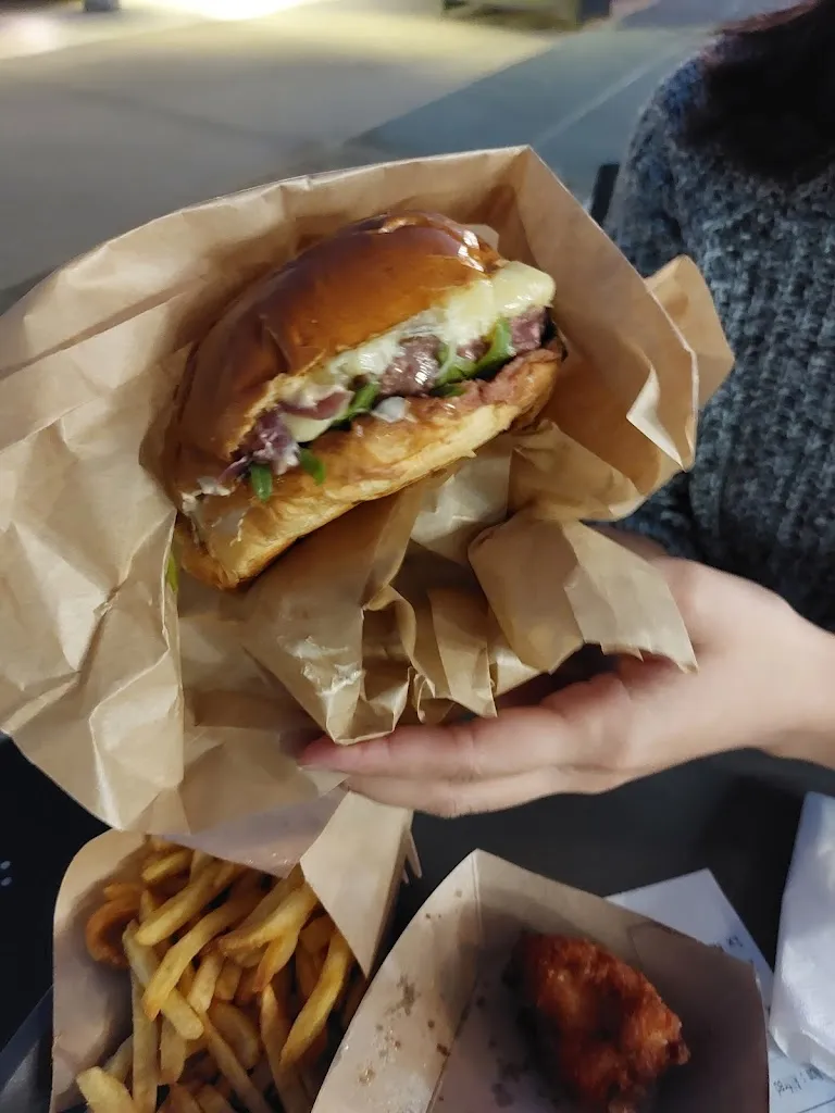 Menu_Alfred Burger_Chessy_image_5