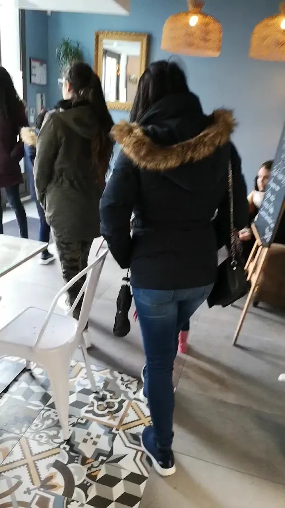 Alfred Burger_Chessy_slider_image_2