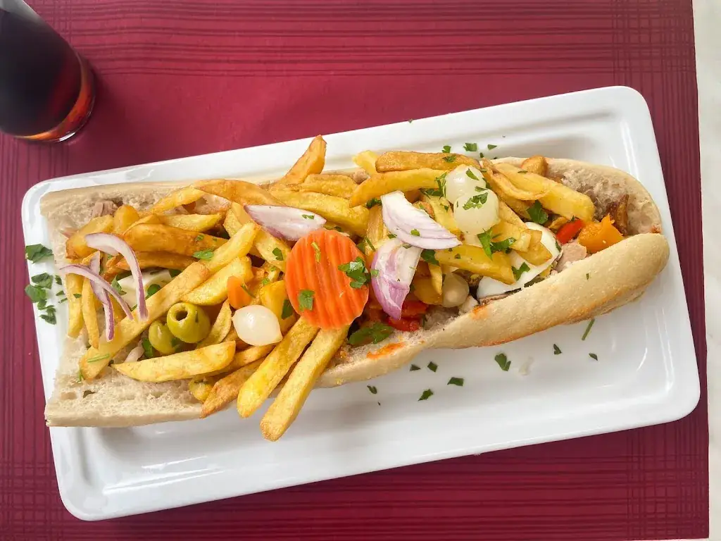 Michael Foust_Restaurant El Bey_Chilly-Mazarin_review