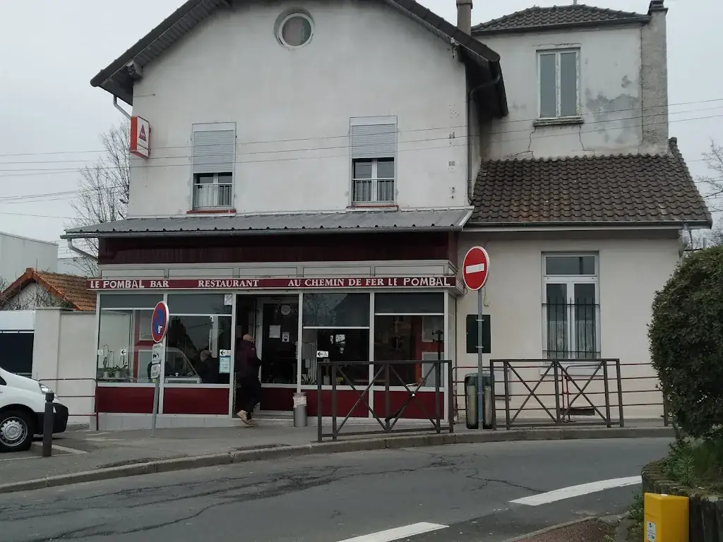 António Santos_le pombal le chemin de fer_Chilly-Mazarin_review