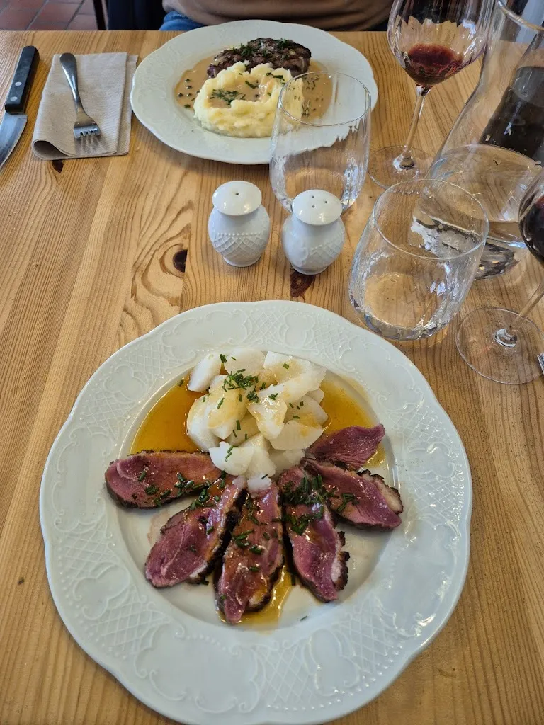 Luana Pontinha_Aux Ripailleurs_Chevreuse_review