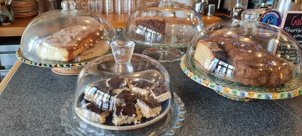 Funke Eric_Corazón Café_Dieulefit_review