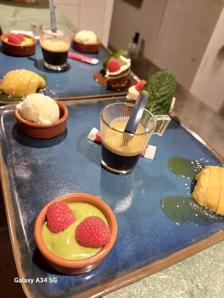 Auberge de l'Ecureuil_Coubert_slider_image_2