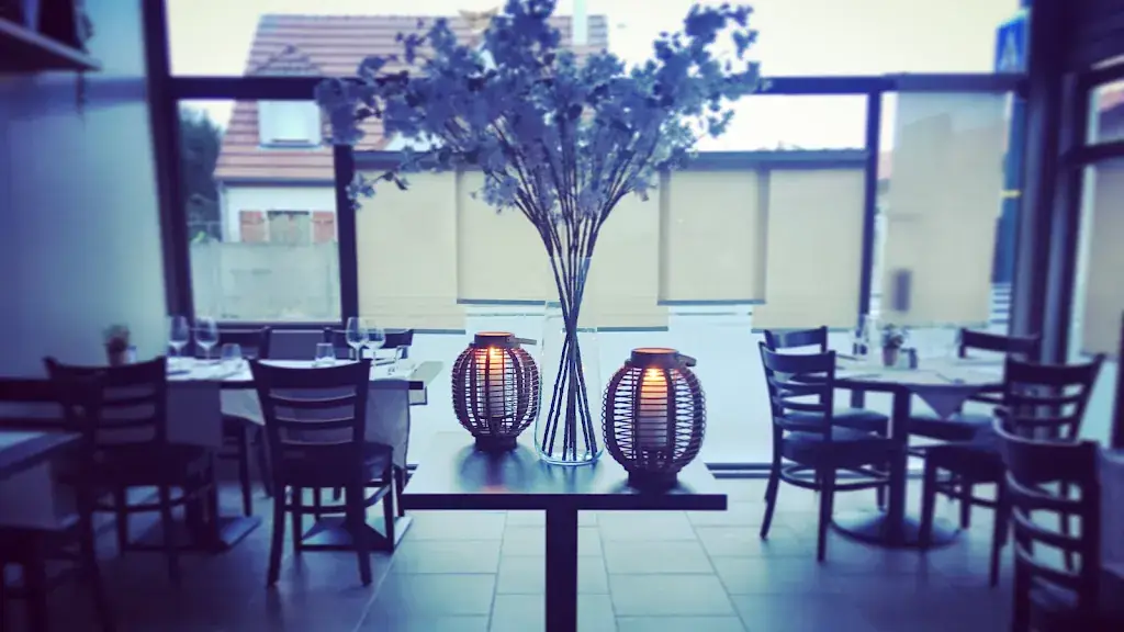 FEDORA restaurant in Ozoir-la-Ferrière