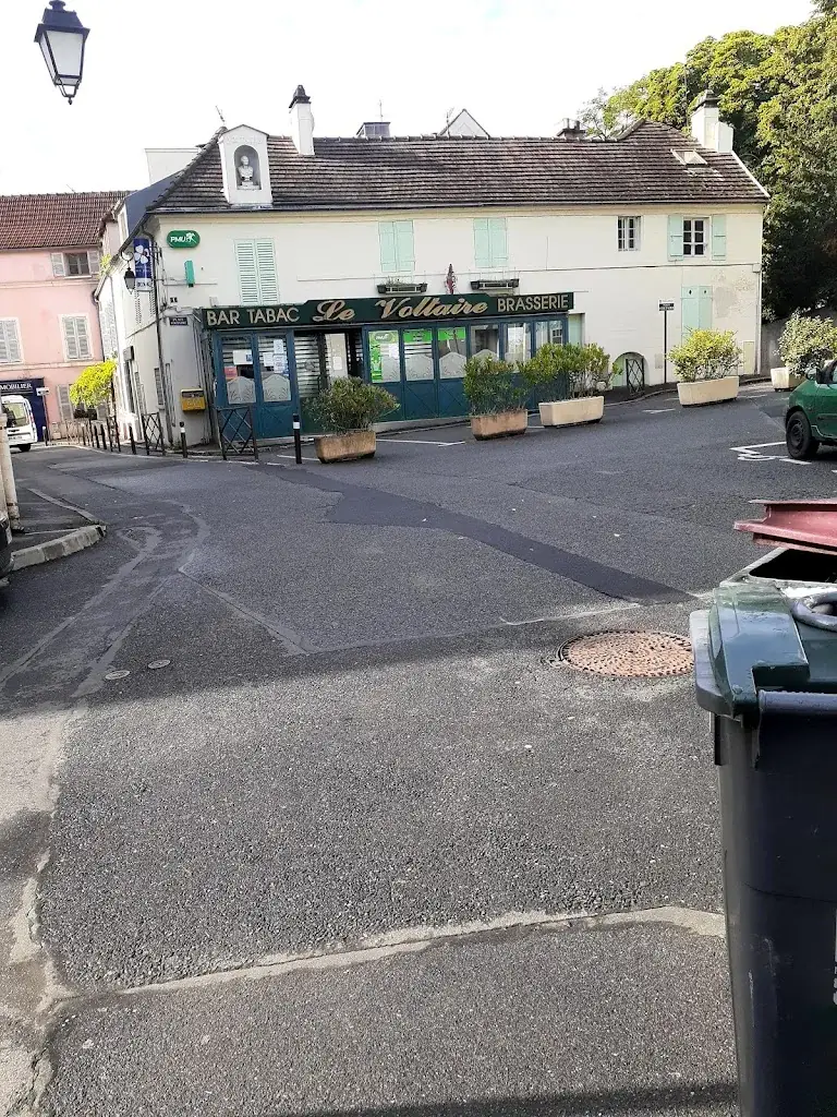 Le Voltaire_Châtenay-Malabry_slider_image_3