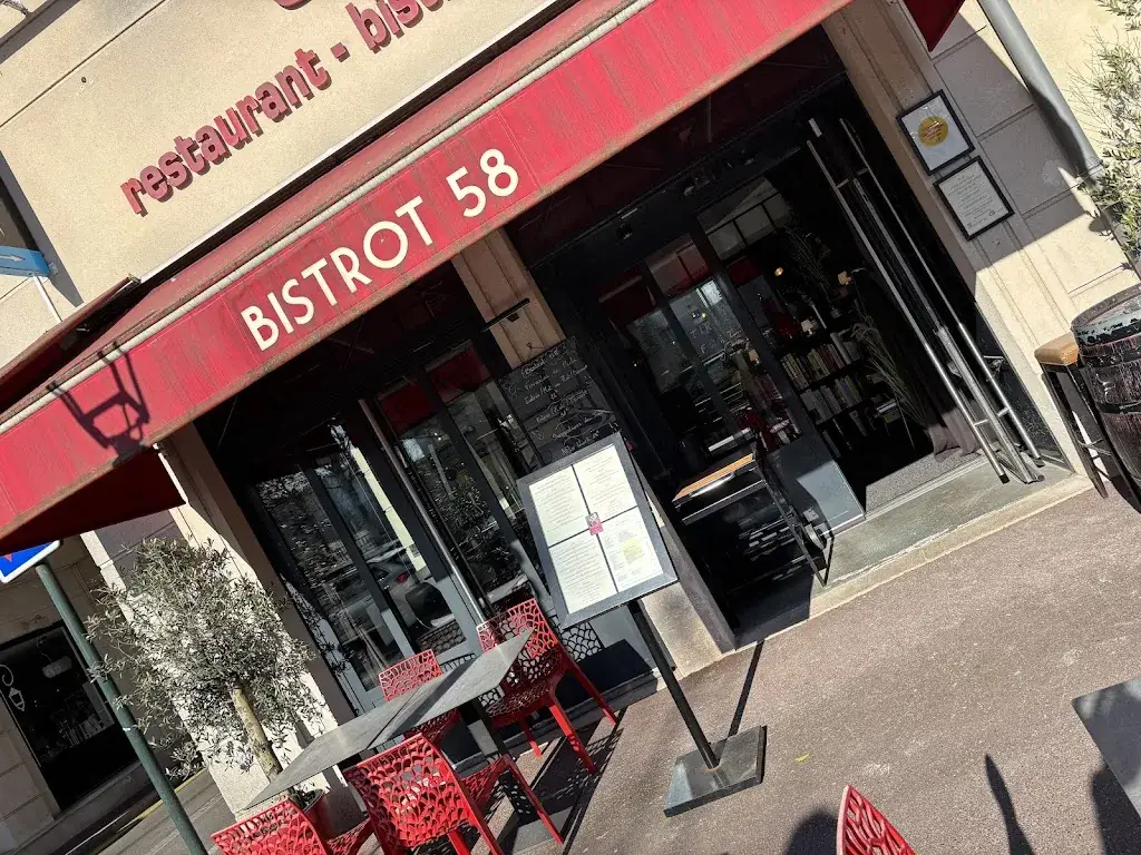 Le 58 restaurant in Plessis-Robinson