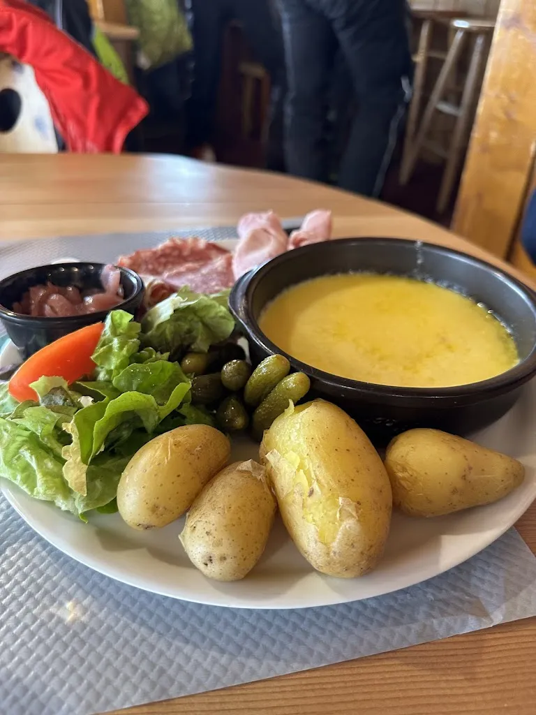 Ilja Dubik_Les Colosses_Tarentaise_review