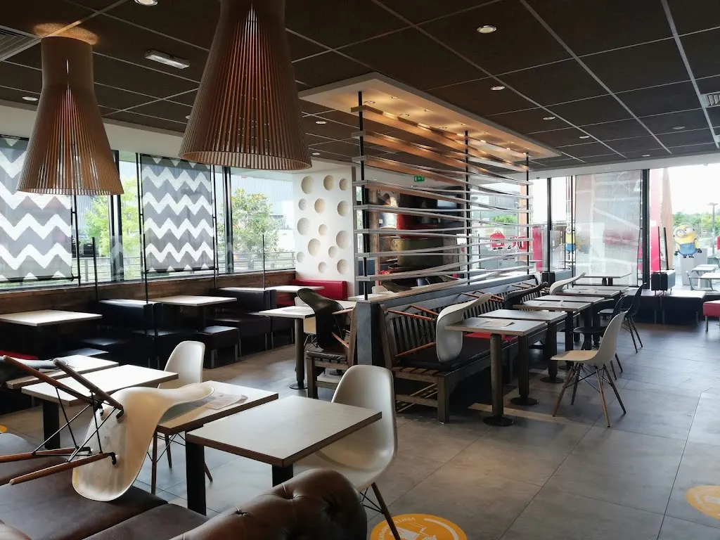 McDonald's Meaux les saisons_Chauconin-Neufmontiers_slider_image_1