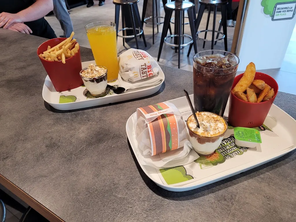 McDonald's Meaux les saisons_Chauconin-Neufmontiers_slider_image_3