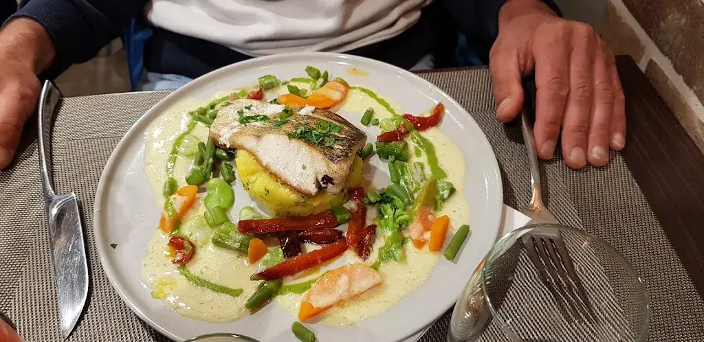 christine “Firefox” Bb_Brasserie du Luxembourg_Meaux_review