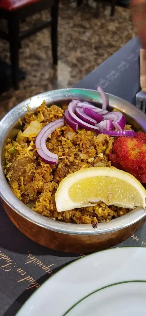 Delishiya Fernando_Le Roi Indien_Choisy-le-Roi_review