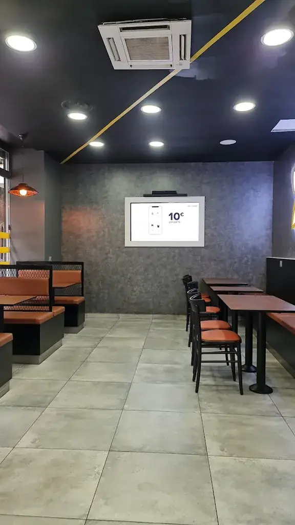 Start Friday Asia Brand Consultant_Chicken Street_Choisy-le-Roi_review