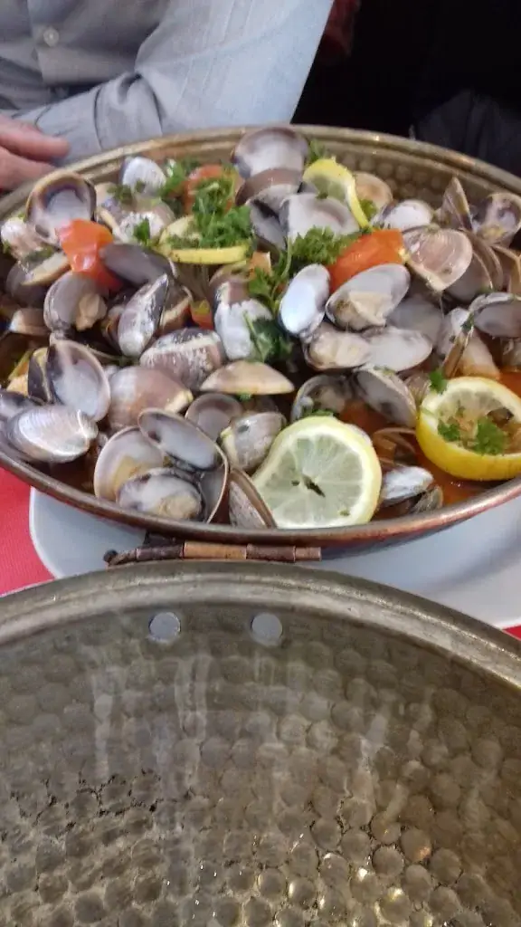 Menü_Au Petit Châlet_Colombes_Bild_7