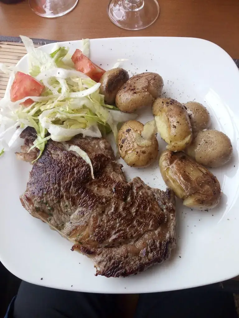 Menü_Au Petit Châlet_Colombes_Bild_8