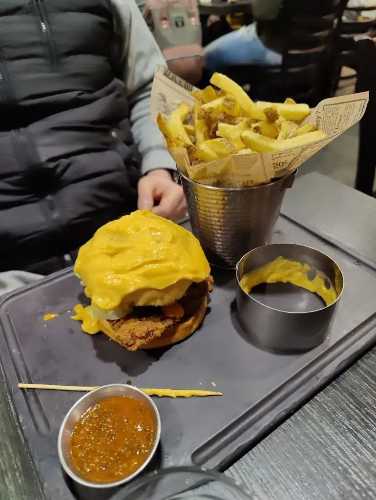 Fizza Rizvi_The Ranch Restaurant Colombes_Colombes_recensione