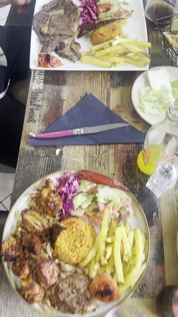 Koko Bakayoko_Les Brochettes_Corbeil-Essonnes_review