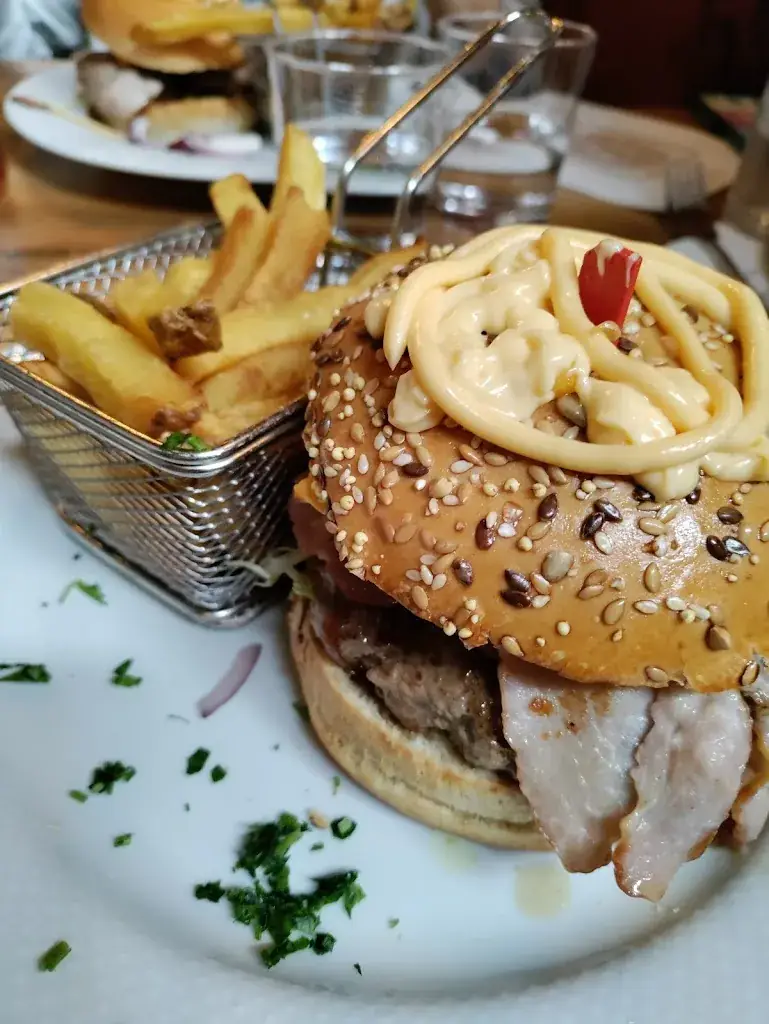 Arthur Molines_LE BALTHAZAR 91_Corbeil-Essonnes_review