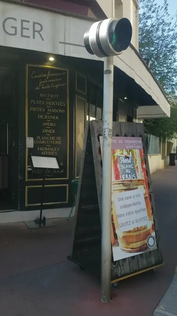 Tante Eugénie_Charenton-le-Pont_slider_image_2