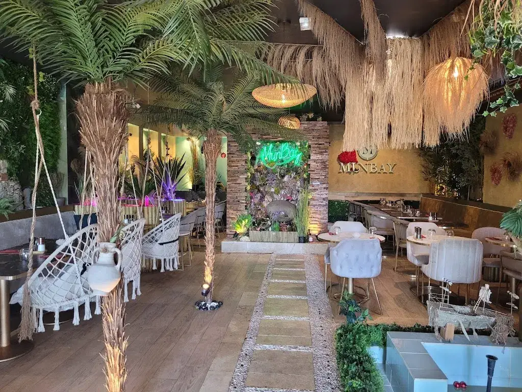 Mun Bay Restaurant Paris Restaurant in Charenton-le-Pont