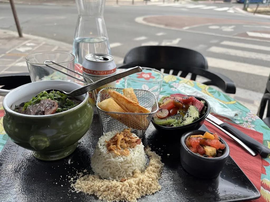 Luiz Felipe Cavalcanti, PA_Tupinambá_Charenton-le-Pont_review