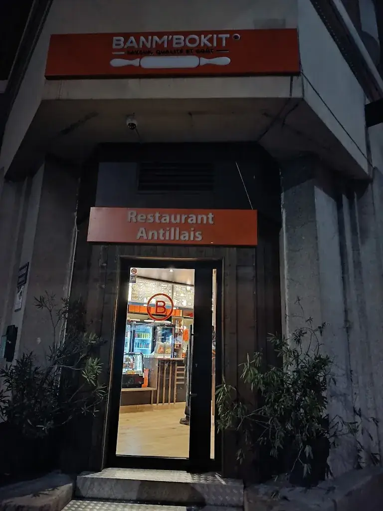 BANM BOKIT Restaurant in Charenton-le-Pont