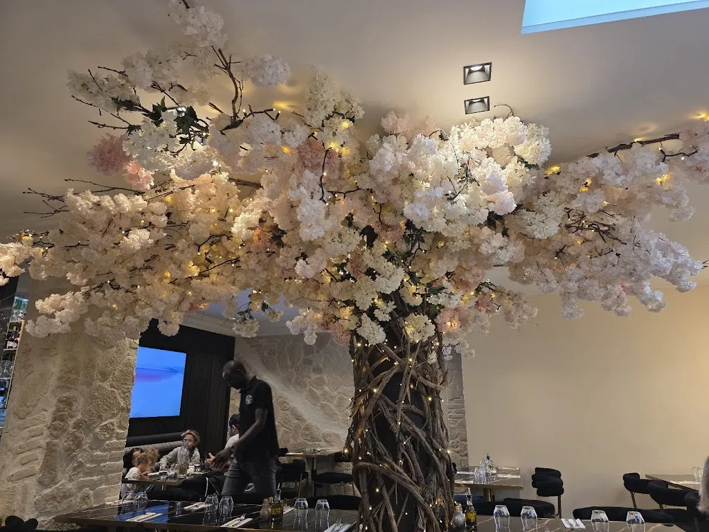 K Vanessa_La Villa K Charenton_Charenton-le-Pont_reseña