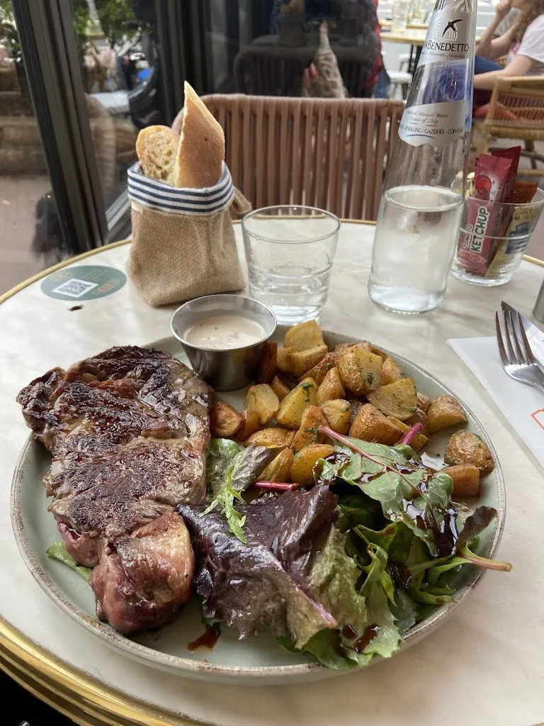 Susan Canavan_BRASSERIE LA CHOUETTE_Charenton-le-Pont_review