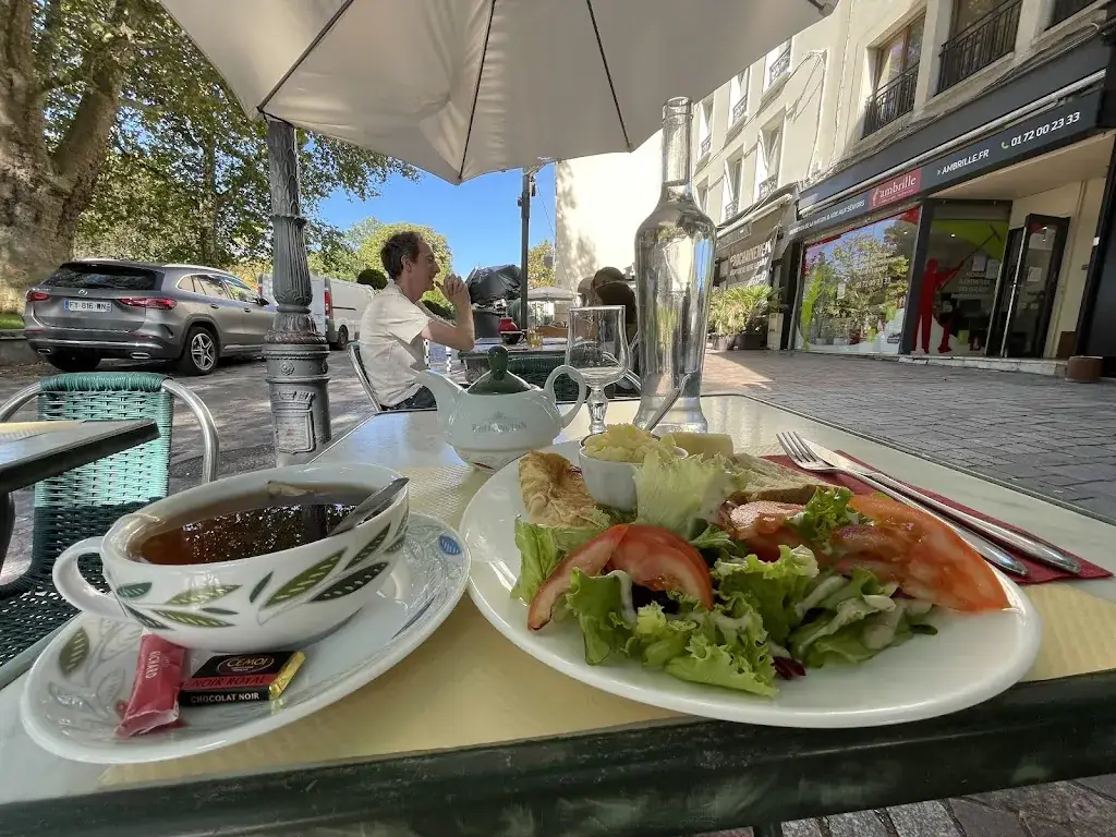 Abel Yubankz_La Bolée D'Arvor_Charenton-le-Pont_review