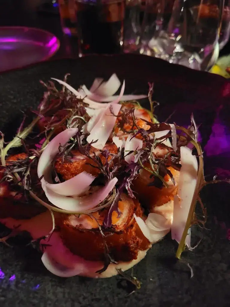 Mehara_Charenton-le-Pont_slider_image_3