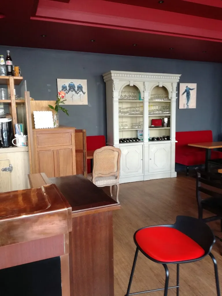 TABAC Le Saint Guerlet | BAR | FDJ | CBD | VAPE | E-Liquide - CHARENTON_Charenton-le-Pont_slider_image_2