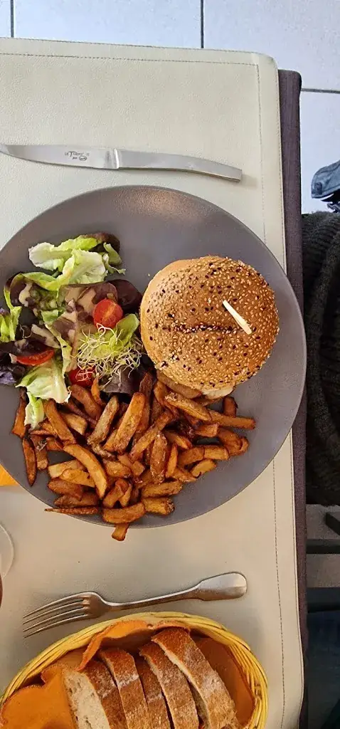 Menu_Restaurant Le Moulin Des Gardelles_Riom_image_6