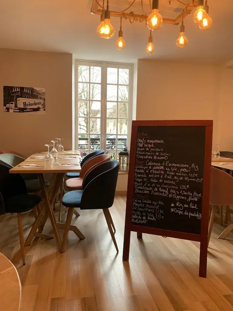 KAEMAL_CHEZ LES FILLES - RESTAURANT_Saint-Thibault-des-Vignes_review