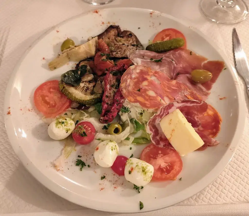 Le Monte Cristo Restaurant Karaoké Soirées à Thème Diner Dansant (77) restaurant in Coubert