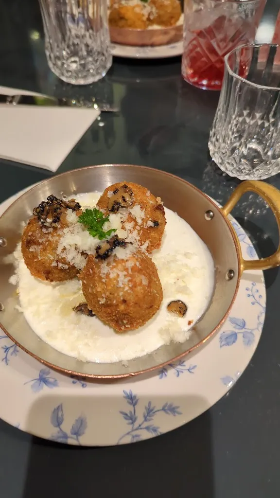 Faw M_Bella Vita_Coignières_review