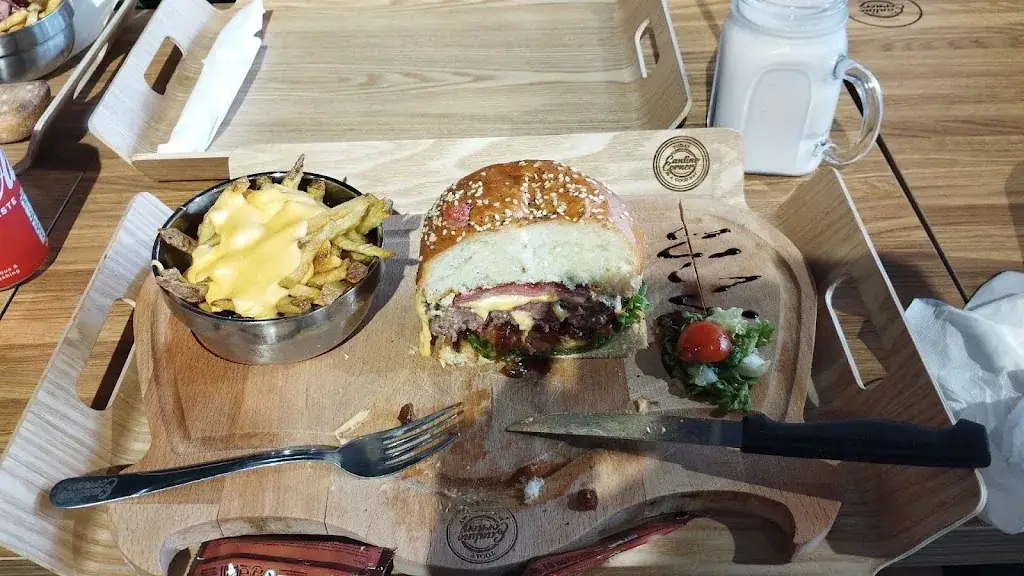 Menu_Cantine Corner Coignières 78_Coignières_image_6