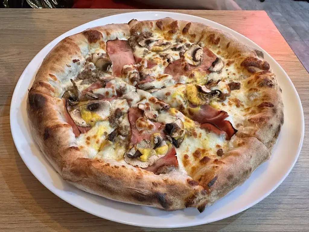 Esteban Rios_Restaurant Le QG_Coubron_review