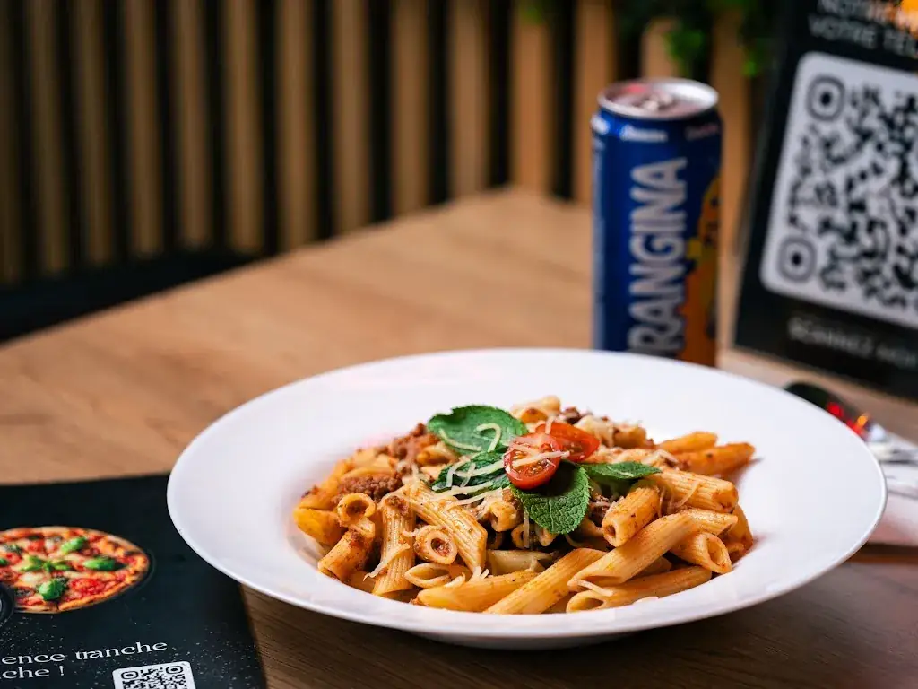 Restaurant Le QG_Coubron_slider_image_3