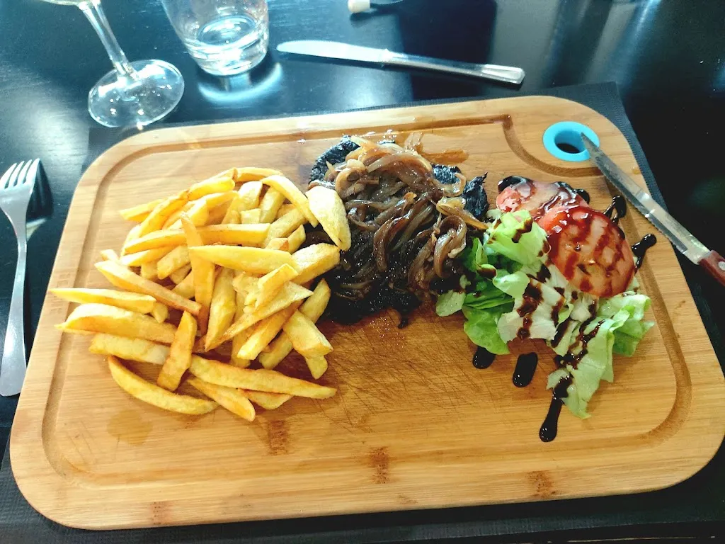 Le Resto' du marché_Montfermeil_slider_image_2