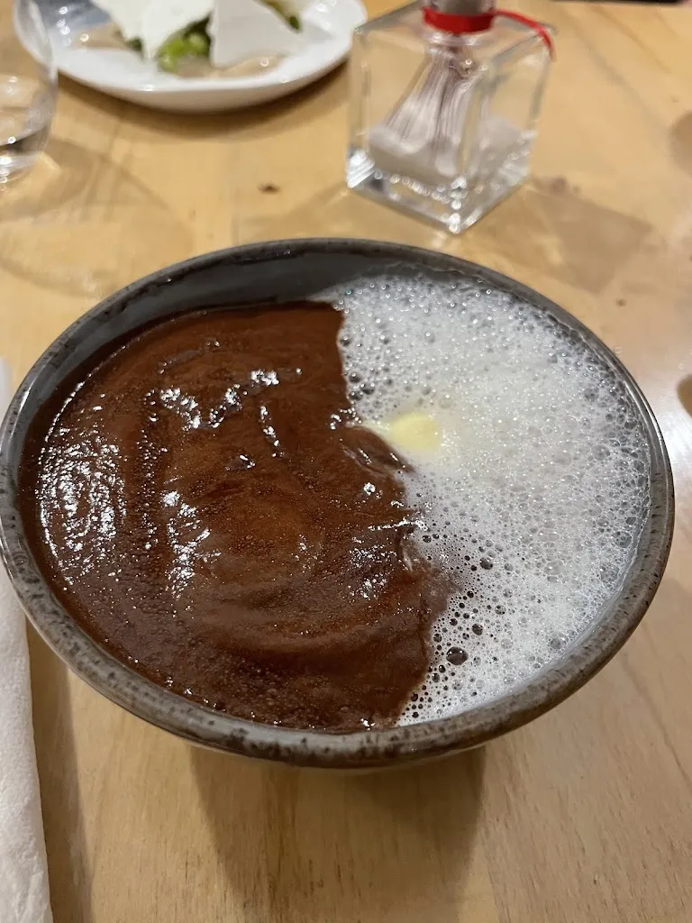 Keira Eng_Cantisserie_Clichy_review