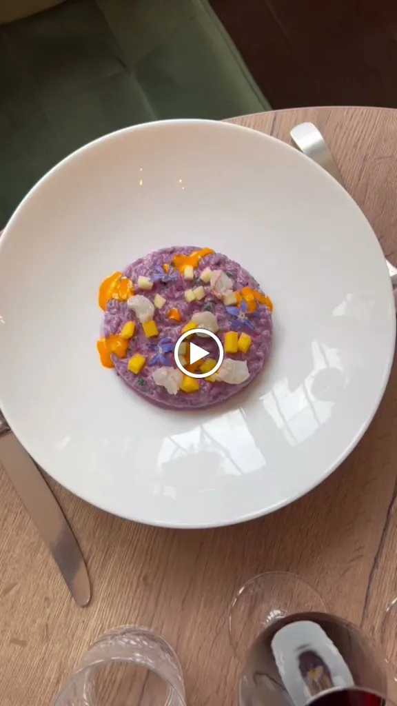 La Romantica_Clichy_slider_image_2