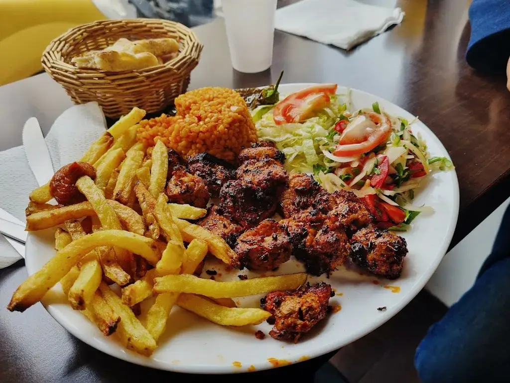 Merlin Rajah_Le Sahan_Clichy_review