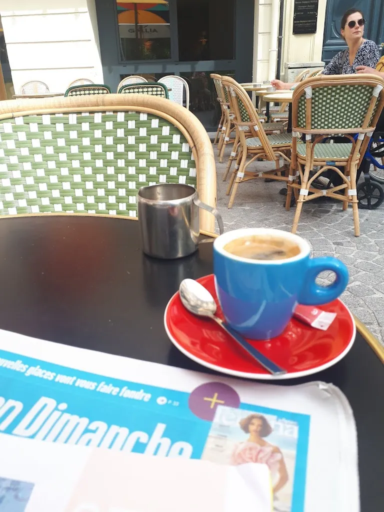 Brid_SCARAMOUCHE_Clichy_review