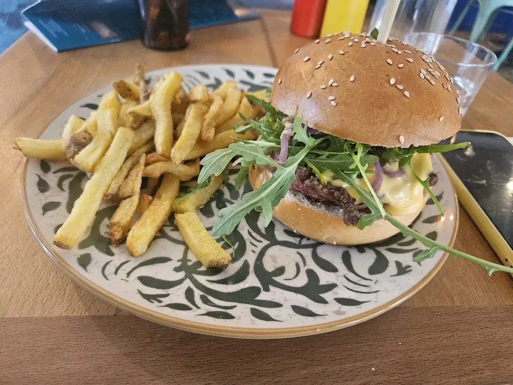 Polette_Clichy_slider_image_3