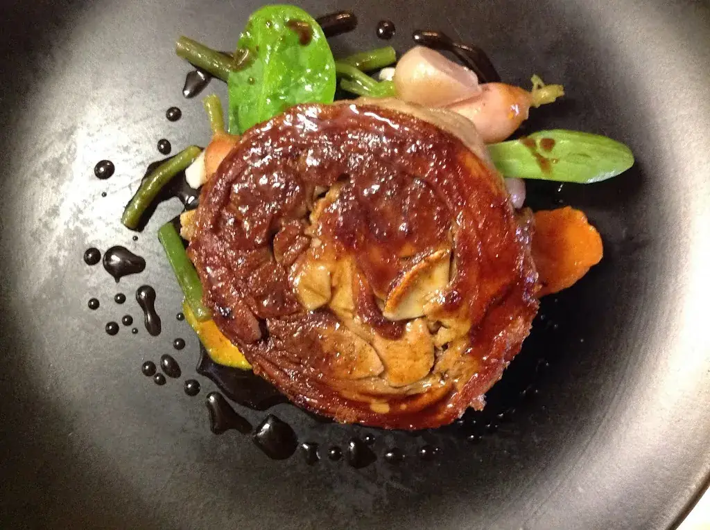 Miosca_Clichy_slider_image_3