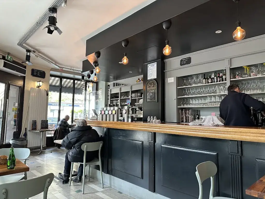 Brasserie Cafe Du Theatre Bar_Clichy_slider_image_1