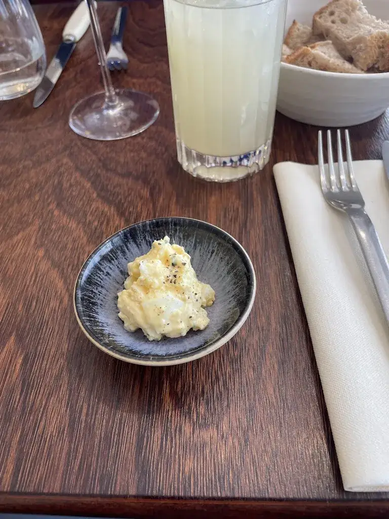 Monica_Rosette_Clichy_review