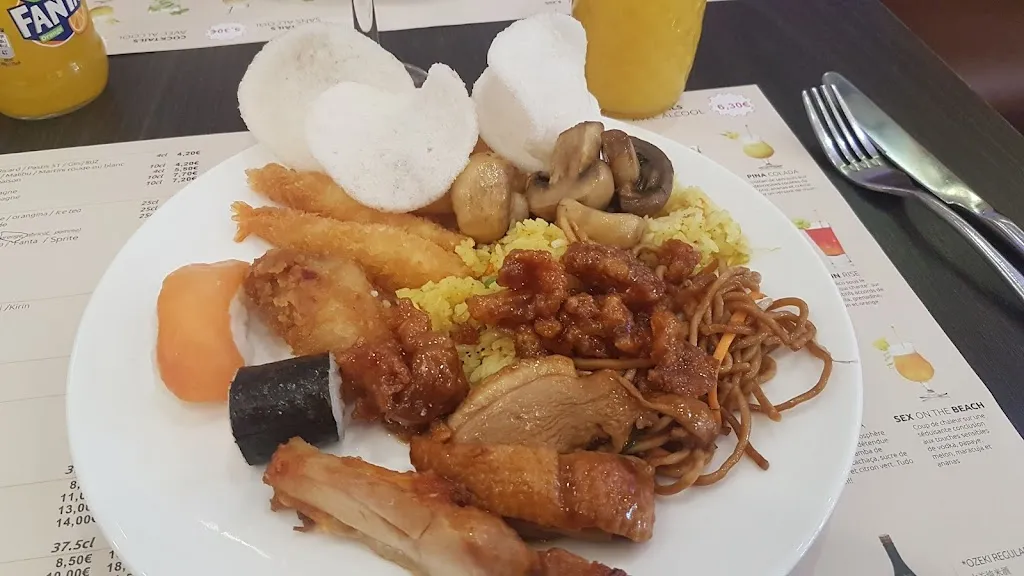 Sussex Spidey_FUWA Restaurant Asiatique buffet A volonté_Couilly-Pont-aux-Dames_review