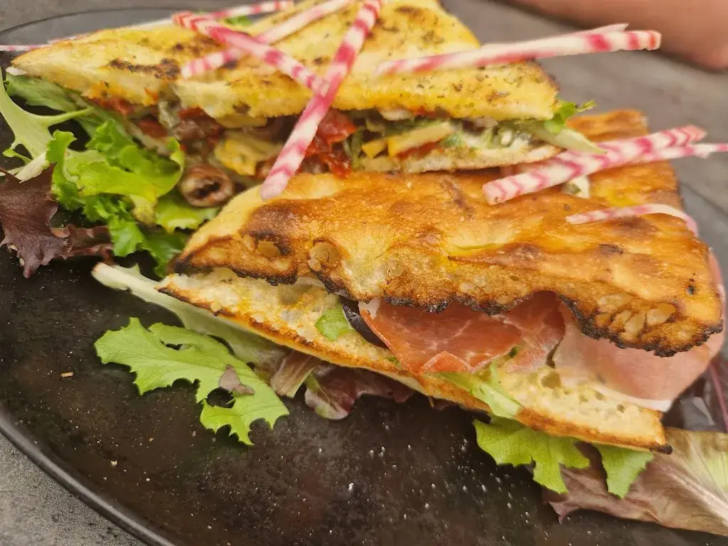 Elo Saba-Wi_Moretti Aperitivo e Resto_Crespières_recensione