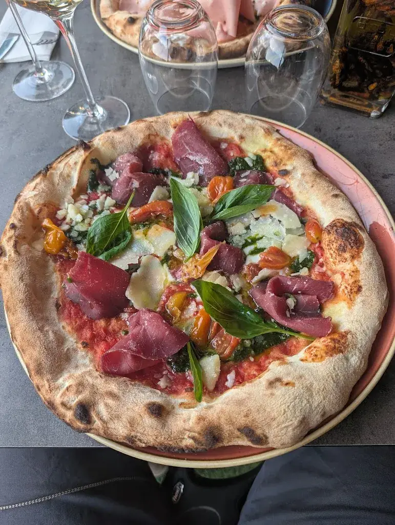 Moretti Aperitivo e Resto_Crespières_slider_image_3