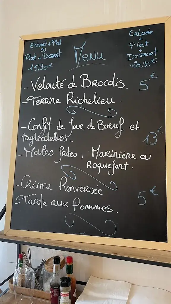 Menu_O' petit bouchon_Crespières_image_1